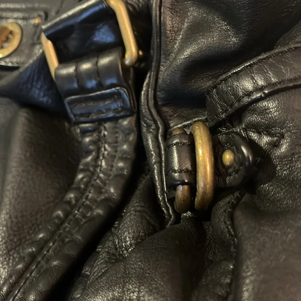 🦩CLEARANCE🦩Large Marc Jacobs black leather shoulder bag with original dust bag - Picture 4 of 7